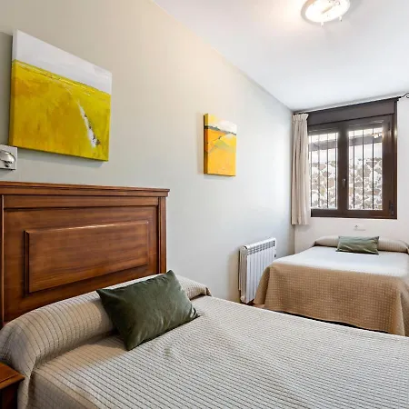 Contemporary In With Fireplace Apartament
