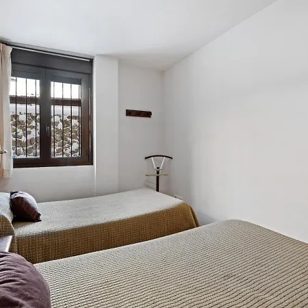 Contemporary In With Fireplace Gúdar
